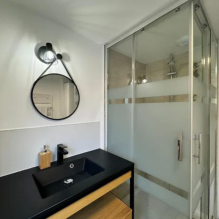 Jaures 2 - Tramway - Gare - Centre - 4 Pers Apartment