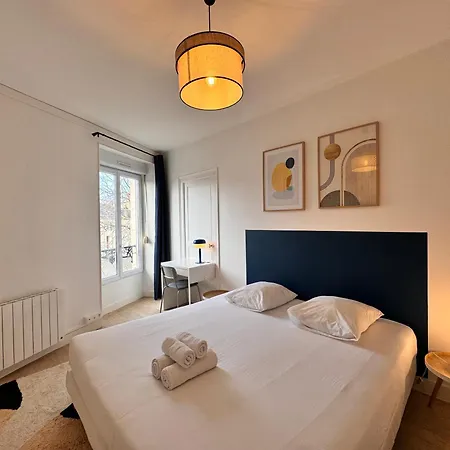 Jaures 2 - Tramway - Gare - Centre - 4 Pers